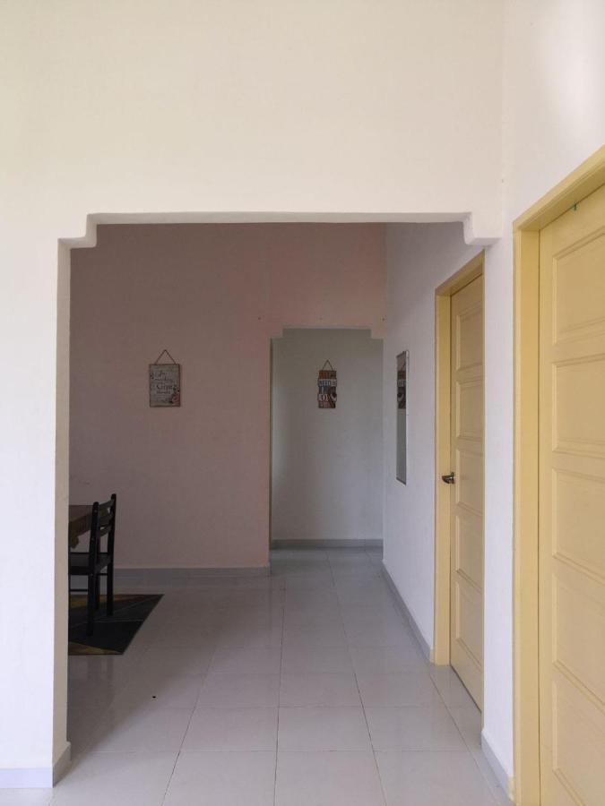 Ummi'S Homestay Besut Kampung Kuala Besut Exterior foto